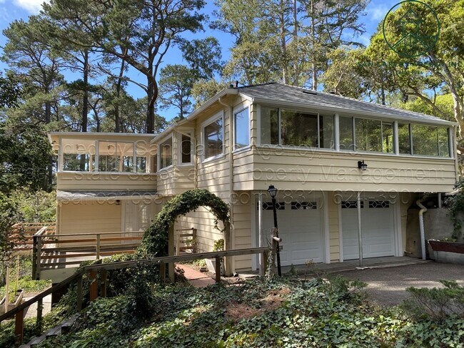 Primary Photo - Private and Updated Three Bedroom Carmel H...