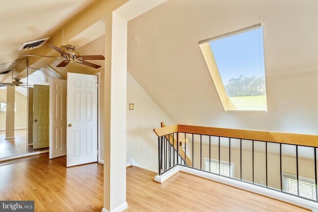 Lofted den, great for second living room space or home office. - 1415 E Abingdon Dr