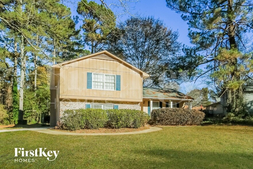 Building Photo - 295 Plantation Rd SW