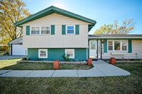 Building Photo - 1613 Hartmann Dr