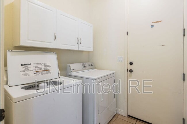 Building Photo - 5333 S Azurite Trail