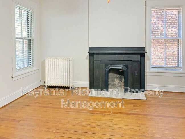 Building Photo - 2020 Floyd Ave