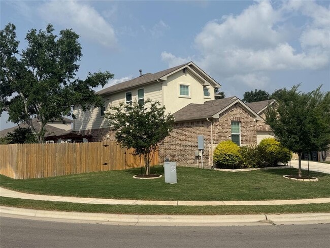 Building Photo - 148 Callado Cir