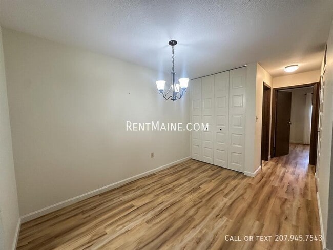 Building Photo - 26 Longrale Park