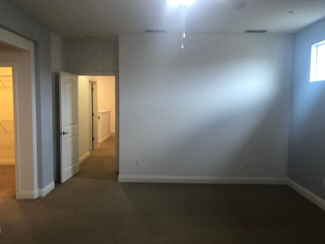 Building Photo - Beautiful 5 Bedroom, 3 Bathroom, 2800 Sqft. El Dordo Hills Home for Lease.