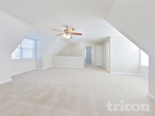 Building Photo - 2784 Aston Woods Ln