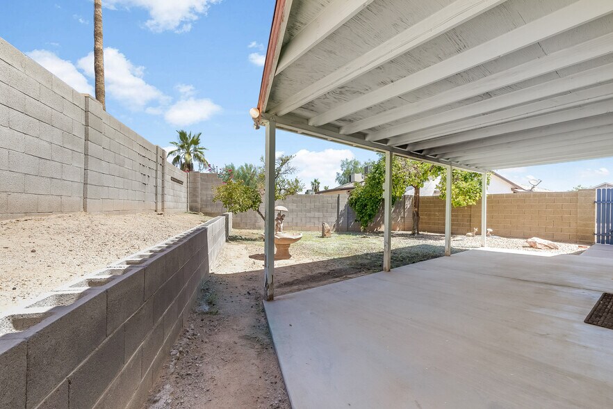 Building Photo - 16216 N 16th Pl