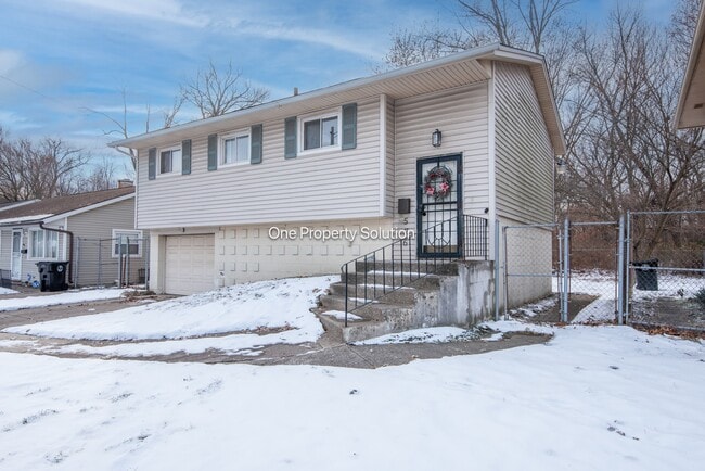 Building Photo - 576 S New Jersey St