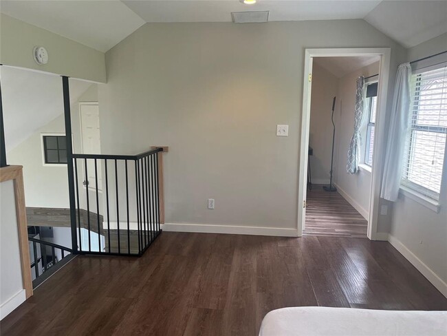 Building Photo - 6501 Lost Cove