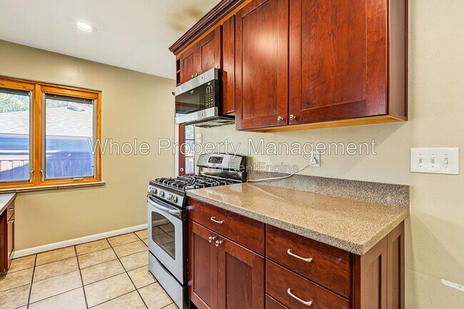 Building Photo - 2727 S Steele St