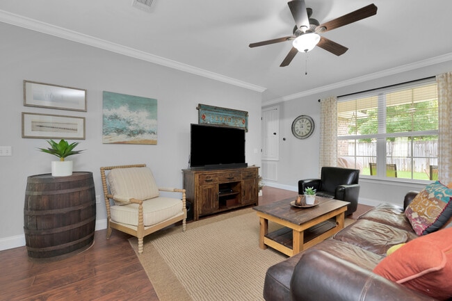 Building Photo - 902 Bay Breeze Cove