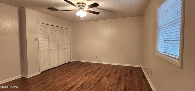 Building Photo - 403 Bell Downs Dr