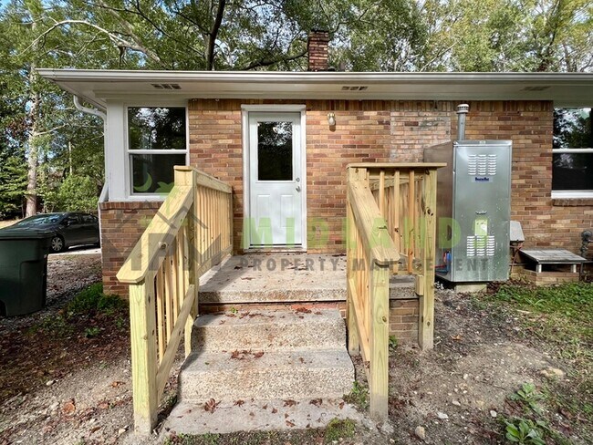 Primary Photo - 3304 Margrave Rd