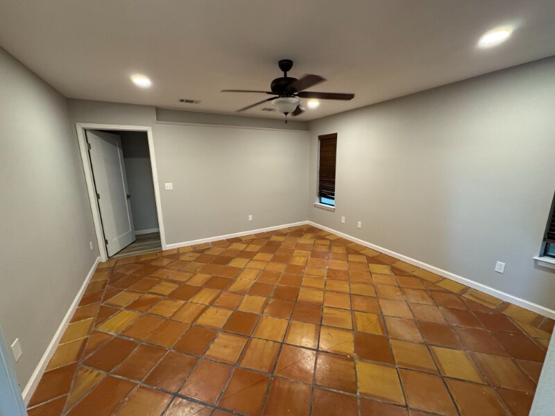 Building Photo - 306 Curacao Way
