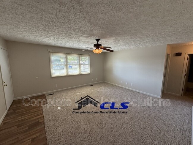 Building Photo - 1752 E Morgan Dr