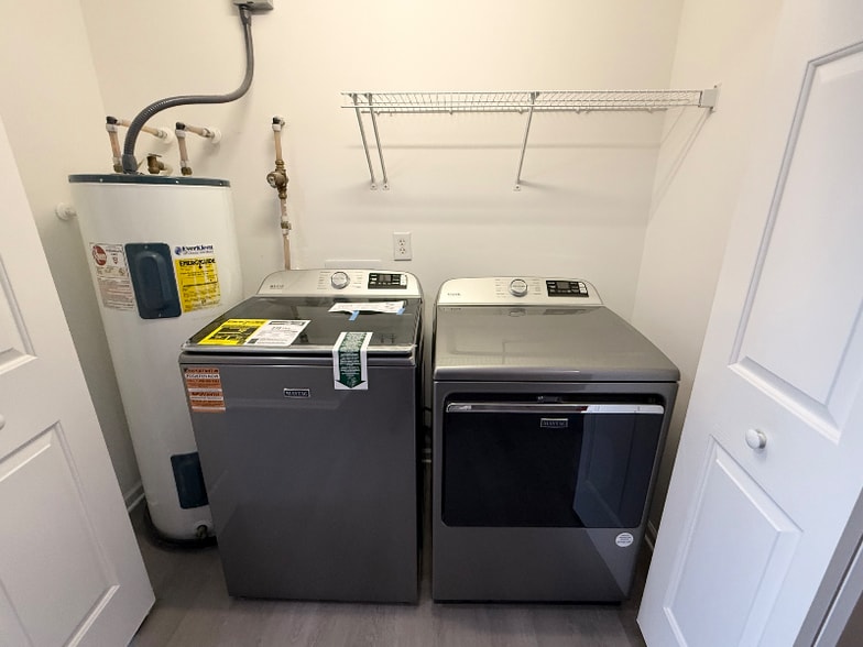 Building Photo - 705 Bellview Way