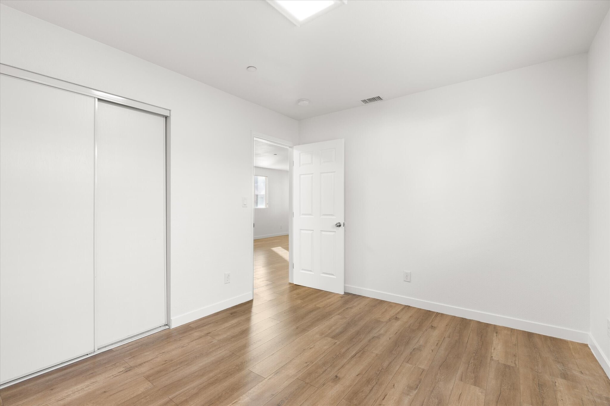 Building Photo - 7310 Roseberry Ave