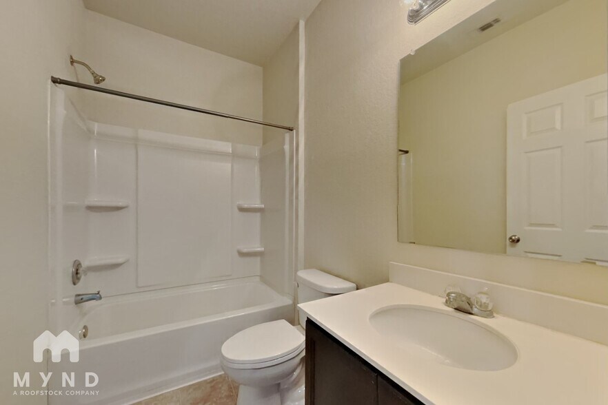 Building Photo - 307 Rustic Willow