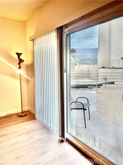 Building Photo - 2905 Montrose Ave