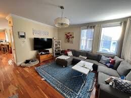 Building Photo - 13 Albro St