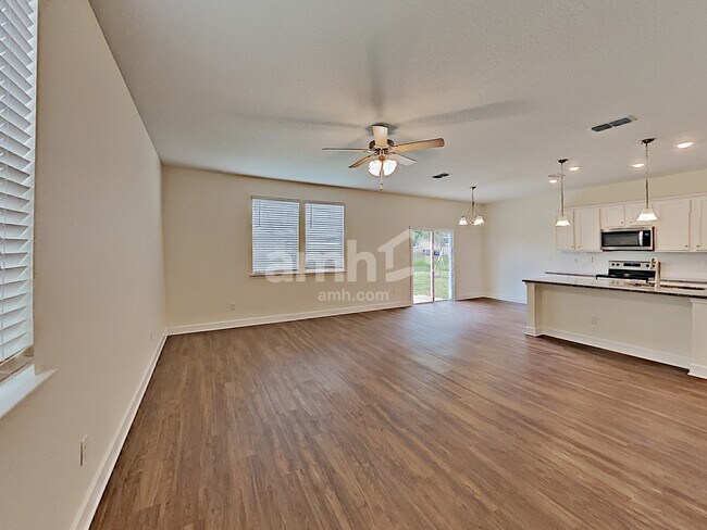 Building Photo - 8601 Highfield Ave