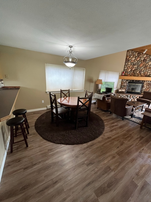 Building Photo - 441 Firelight Dr