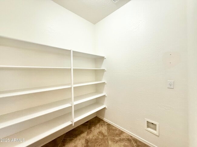 Building Photo - 14509 W Jenan Dr