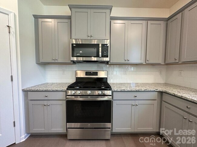 Building Photo - 2897 Yeager Dr NW