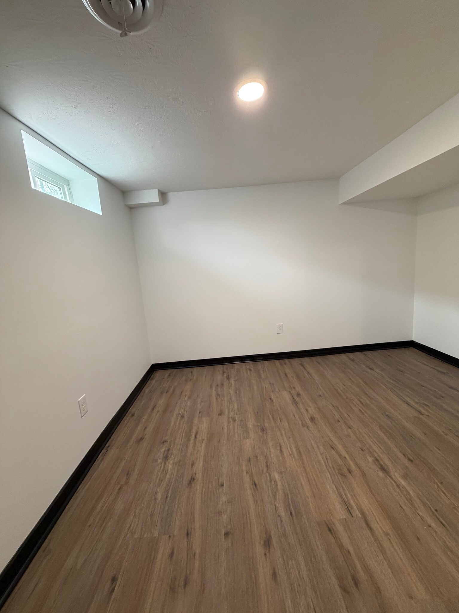 Bedroom 1 in Basement - 2015 Val Vista Ct
