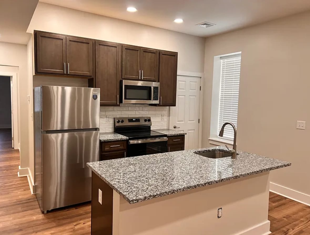 Building Photo - 8 Philadelphia Ave