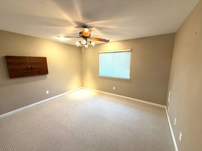 Building Photo - Beautiful 2-Story Home in the highly sought after Stanford Ranch community!