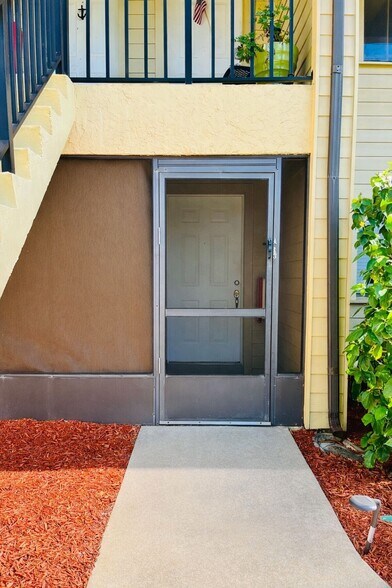 Building Photo - 441 N Harbor City Blvd