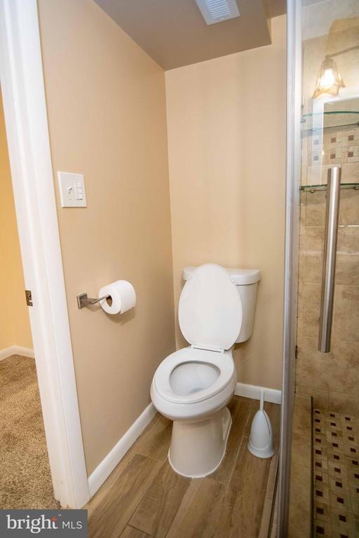 Building Photo - 2205 Parker Ave