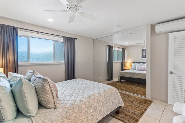 Building Photo - Full Ocean View, Fully Furnished Condo |Across from Surf Beach|Pool |Renovated |Heart of Kihei