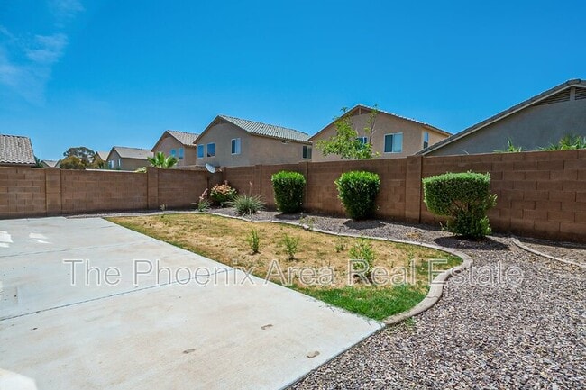 Building Photo - 44299 W Oster Dr