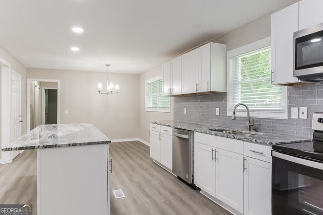 Building Photo - 4771 Baron Rd