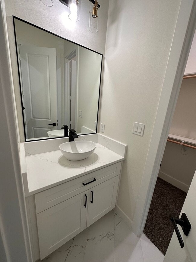 Building Photo - 4/3 Home - Mt. Pleasant Country Club