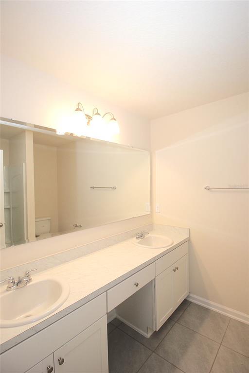 Building Photo - 121 Redbud Rd