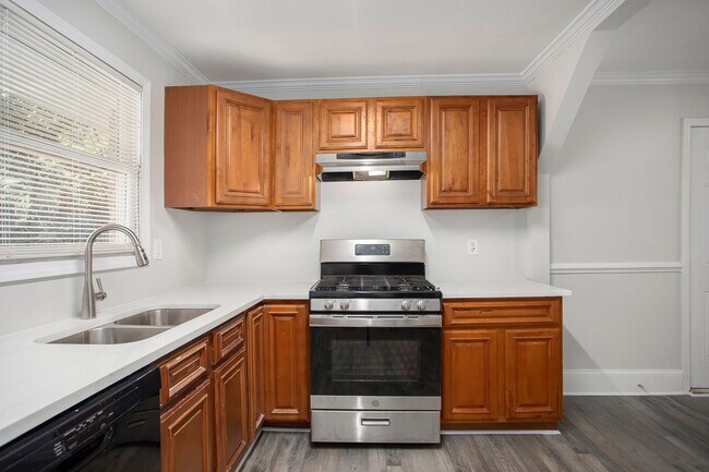 Building Photo - Renovated 3BR/2BA Home in Decatur!