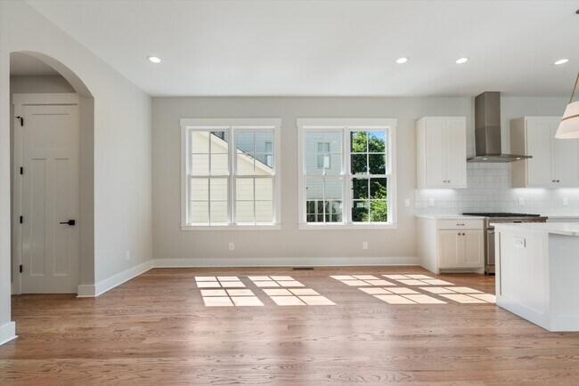 Building Photo - 2931 Sharon Hill Cir