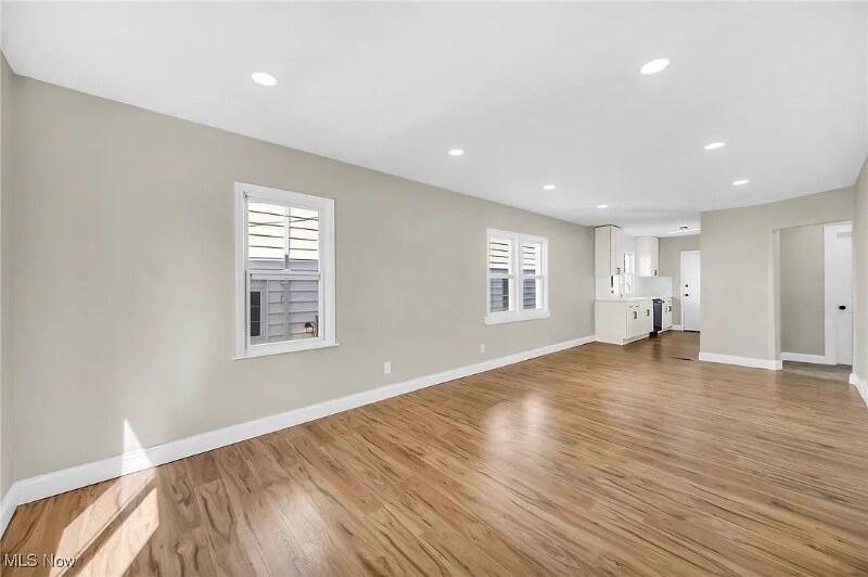 Building Photo - 3211 W 121st St