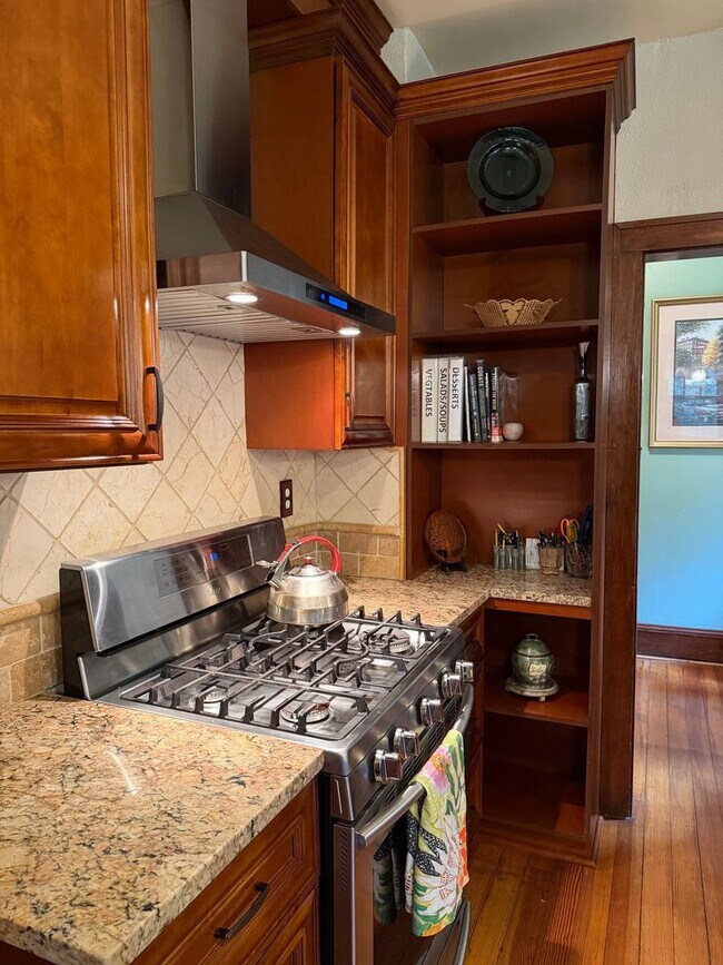 Building Photo - 224 Pearson Dr
