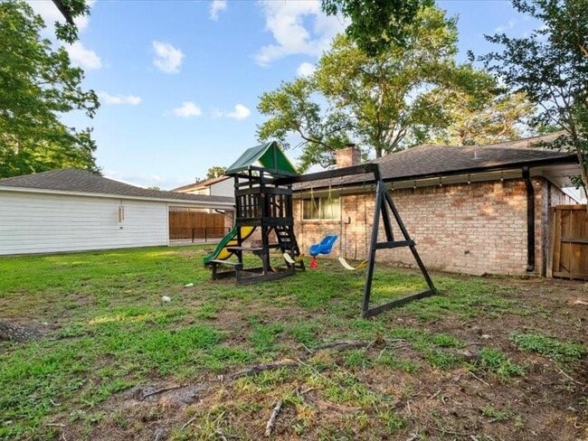 Building Photo - 12615 Pine Bough Ln