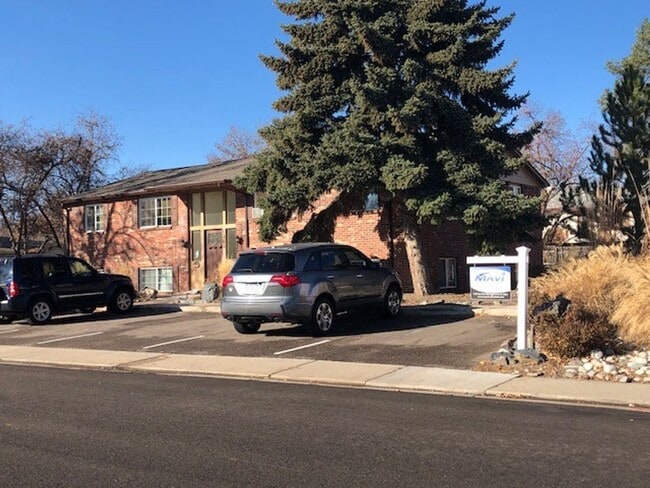Building Photo - Spacious 2-Bedroom, 1-Bathroom Apartment in a Quiet Longmont 4-Plex! Available NOW!
