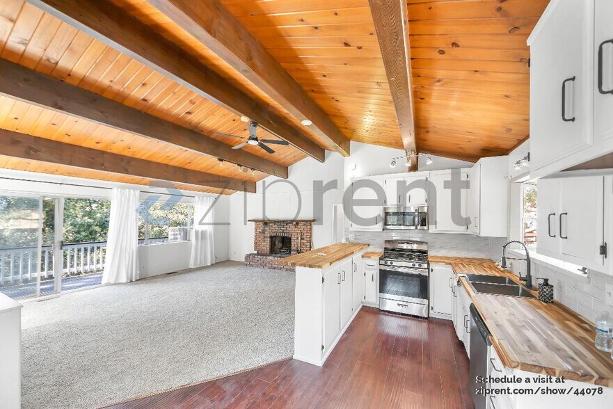 Building Photo - 129 Zermatt Dr