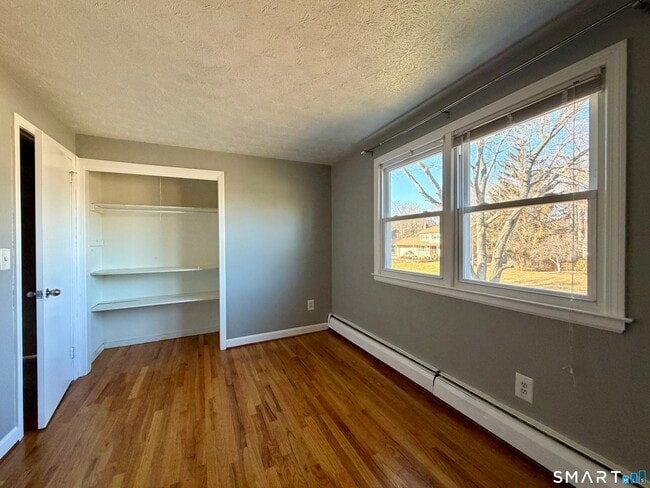 Building Photo - 44 Crabapple Rd