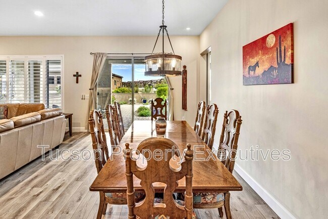 Building Photo - 30737 S Osprey Dr