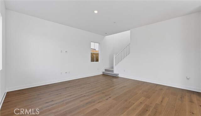 Building Photo - 107 Pansy