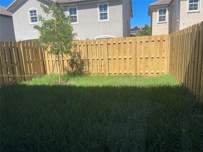 Building Photo - 11745 SW 245 Ter