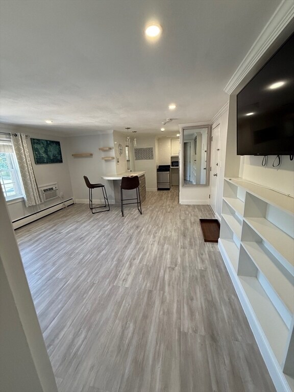 Building Photo - 210 Hillside Ave